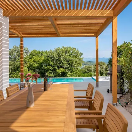 Villa 1 With Pool Soline, Krk, 280 M From Beach, By 4villas Soline (Krk)