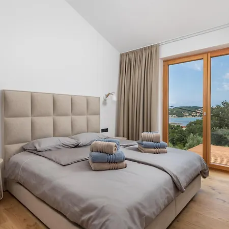 וילה 1 With Pool Soline, Krk, 280 M From Beach, By 4villas סולינה