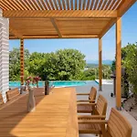빌라 1 With Pool Soline, Krk, 280 M From Beach, By 4villas 솔린