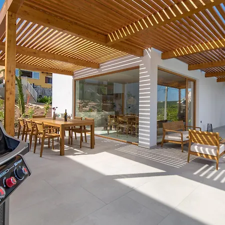빌라 1 With Pool Soline, Krk, 280 M From Beach, By 4villas